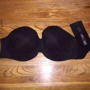 Black Victoria Secret bra